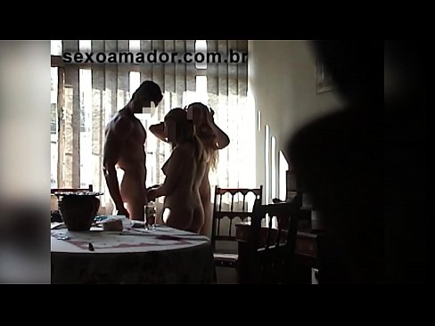 ❤️ Amigos sexuais convidam um homem gigante e uma ménage à trois com ele ❌ Pornuts em pt-br.mathem-1-class.ru